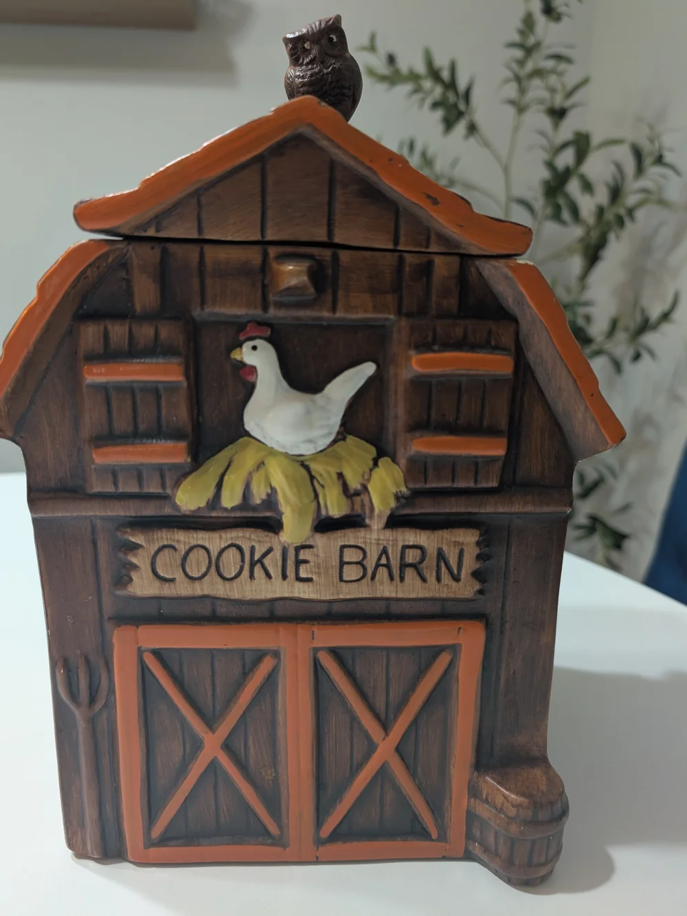 1960s Vintage Cookie Barn | Ceramic Cookie Jar | Treasure Craft